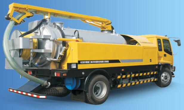 Sewer Dredging and Cleaning truck