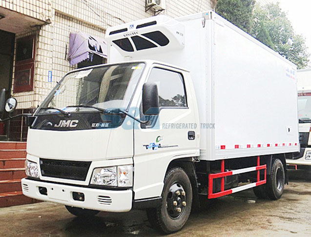 JMC 109hp 11.7 cubic meters refrigerated truck