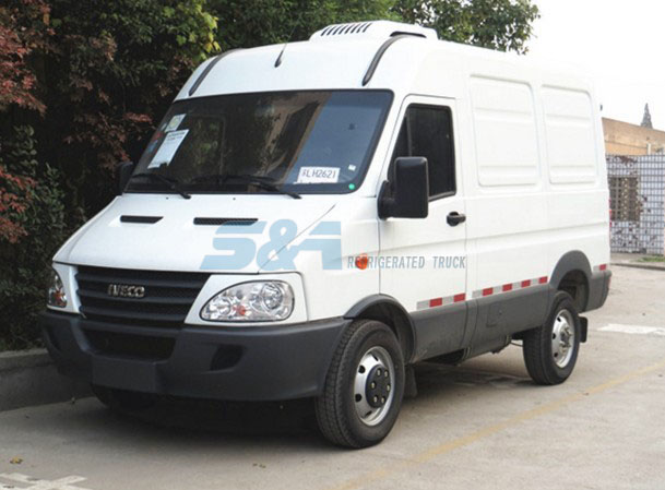 136hp 5.2 cubic meters IVECO cold chain truck